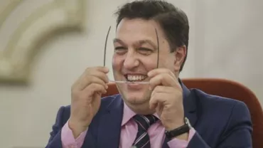 Legea grațierii, modificată: Se grațiază în întregime pedepsele până la 3 ani și se taie trei ani din pedepsele de 3 până la 10 ani