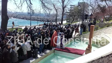 Eveniment important pe faleza Cazinoului din Constanța. A fost dezvelit primul hacikar, o cruce de piatră sculptată în Armenia