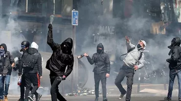"Nici Macron şi nici Le Pen". Proteste VIOLENTE la Paris (VIDEO)