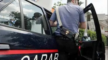 Italia: Doi români au furat o mașină de Poliție cu tot cu ofițer