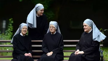 Caz CUTREMURĂTOR! O CĂLUGĂRIȚĂ a ajutat doi PREOȚI să VIOLEZE copii surzi (FOTO)