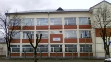 O elevă din Pașcani a fost acceptată la șapte universități din străinătate