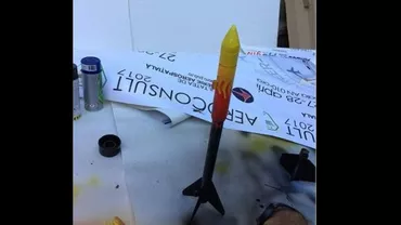 Concurs de racheto-modele pe aerodromul Clinceni: Pasiunea, ridicată la rang de artă de studenții ingineri (FOTO și VIDEO)