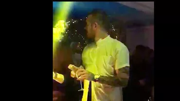 Denis Alibec, surprins la patru dimineața în club. Cum a fost văzut atacantul lui FCSB (FOTO)