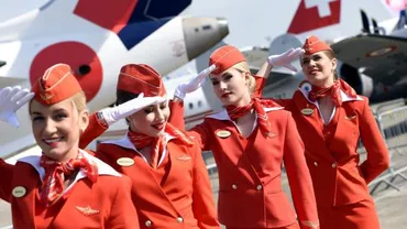 Scandal MONSTRU la o companie AERIANĂ! Echipajul, ACUZAT că a TORTURAT un Golden Retriever! Starea DEPLORABILĂ a câinelui (FOTO)