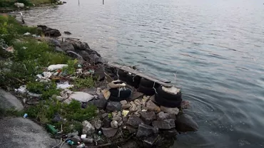 Peisaje superbe, condiţii mizere! ORȘOVA, orașul îngropat în gunoaie, fără transport și fără încălzire: "Îmi venea să plâng. Este un atentat la economia naţională. Propun PEDEAPSA MAXIMĂ!" (FOTO)