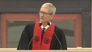 Tim Cook, CEO Apple: Nu mă îngrijorează calculatoarele care ar putea gândi ca oamenii, ci oamenii care gândesc precum calculatoarele (VIDEO)