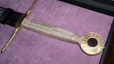 Cadoul inedit făcut de Iohannis lui Trump: O COPIE A SABIEI LUI ȘTEFAN CEL MARE! CARE E MESAJUL DIN SPATELE ACESTUI DAR SIMBOLIC (FOTO)