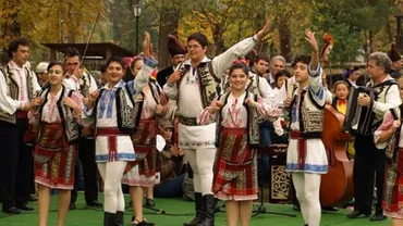De NECONCEPUT! Interzis cu DRAPELUL României la Muzeul Satului