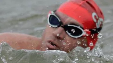 Imagini desprinse parcă din Biblie! Avram Iancu A ALERGAT în Dunărea secată (VIDEO)