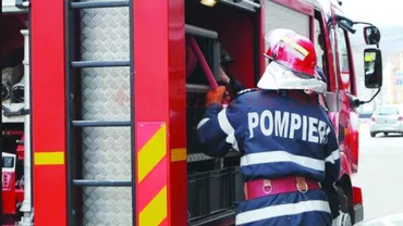 INCENDIU la marginea Bucureștiului: 4 autospeciale intervin la fața locului (FOTO)