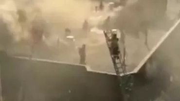 IMAGINI APOCALIPTICE ÎN SUA! Flăcările depășesc zeci de metri (VIDEO)