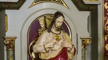 ALCOOL și CHIPSURI în numele lui IISUS: Metode NEMAIÎNTÂLNITE la o SLUJBĂ RELIGIOASĂ