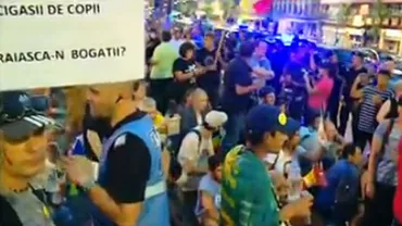 INCIDENTE la manifestațiile din Capitală: Un protestatar a fost REȚINUT (VIDEO)