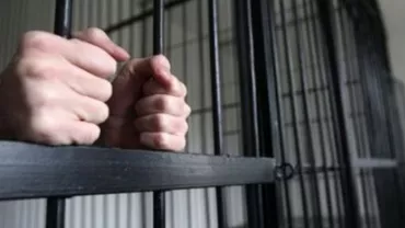 "Promoție" la PUȘCĂRIE: 20% REDUCERE la pedepse, din cauza condițiilor necorespunzătoare. Legea a fost promulgată de Iohannis