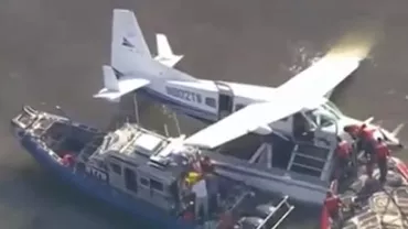 Intervenţie spectaculoasă după prăbușirea unui hidroavion într-un râu (VIDEO)