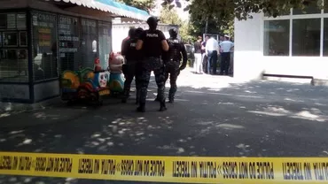 Glumă proastă a poliției din Brăila: Au speriat oamenii că e o alertă cu bombă, când de fapt era un exercițiu (VIDEO)