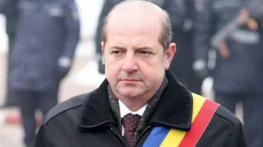 Tentativă de cenzură: Primarul din Alexandria angajează detectivi privați pentru a afla cine îl critică în mediul online