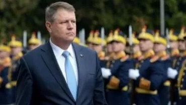 Iohannis a semnat decretele de trecere în rezervă a mai multor generali și contraamirali