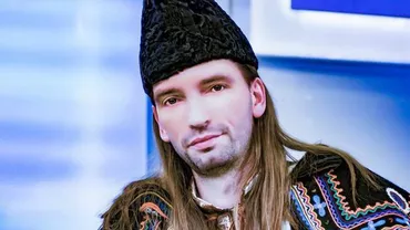 SCANDAL între fiul lui Liviu Vasilică și un prezentator de la TVR: "Marele artist probabil că se răsucește în mormânt ..."