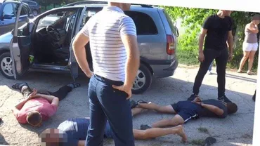 CURIERUL Moscovei doborât la Chișinău: Arestare spectaculoasă pe filiera Renato Usatîi - Vitalie Proca (FOTO, VIDEO)