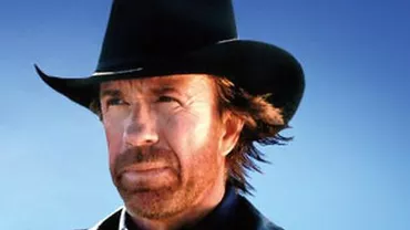 TRAGEDIE! Chuck Norris a suferit două atacuri de cord în 47 de minute