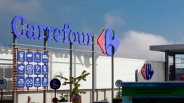 Carrefour se prăbușește pe bursă: Retailerul a anunţat că profitul operaţional va scădea