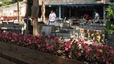 Incident violent într-un restaurant din Capitală! Petrecerea legendei jocurilor de noroc s-a terminat la spital