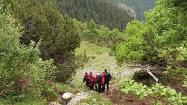 Bucegi: Salvamontiştii intervin pentru salvarea unei turiste căzute în prăpastie