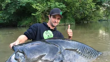 Liviu Dragnea ar putea fi invidios! Unde a fost prins cel mai mare somn din lume (FOTO)