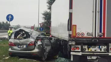 Accident grav în Italia. O familie de români a fost spulberată pe şosea