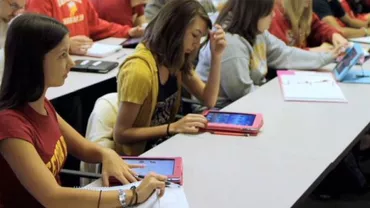 Tabletele, prea scumpe pentru mulți elevi
