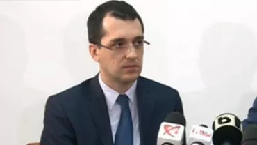 Vlad Voiculescu: Biroul MagiCAMP a fost spart. Nu știu dacă am fost vizat eu, organizația sau pur și simplu niște obiecte