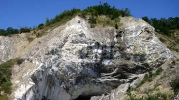 Turist în vârstă de 70 de ani, dispărut pe munte, în județul Prahova, găsit după patru ore de căutări