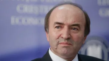 Tudorel Toader "se spală pe mâini" în scandalul Belina: Eu am făcut draftul sesizării, nu e abilitatea mea să o și trimit la CCR