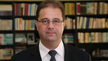 IDEI DE POLITICIAN: Un deputat vrea MESAJE PATRIOTICE la televizor