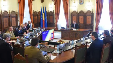 Decizii importante în CSAT: Nu mai luăm avioane F-16, dar luăm blindate 8x8 (VIDEO)