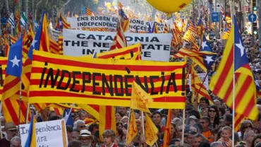 Zi decisivă pentru Catalonia: Expiră ultimatumul dat de Madrid privind renunțarea la campania de independență