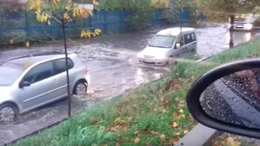 Ploaia a inundat orașul Târgoviște: Traficul este paralizat (VIDEO)