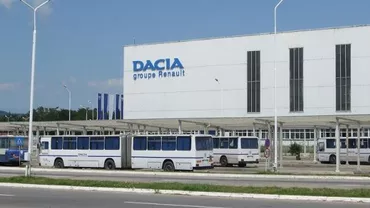 10.000 de angajaţi ai uzinelor DACIA PROTESTEAZĂ pe 7 noiembrie. Contribuţiilor sociale sunt pe lista de revendicări
