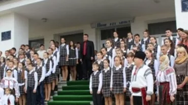 Scandalul școlilor românești din Ucraina. Mesaj ferm pentru Iohannis: Pentru a înţelege încotro se îndreaptă românii din Cernăuţi trebuie să vedeţi ce li s-a făcut românilor din Sudul Basarabiei