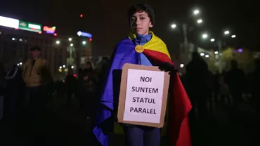 Noi proteste în Bucureşti şi în ţară: ”În democrație hoții stau la pușcărie!” (FOTO)
