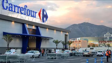 Carrefour, prins în mijlocul unui scandal: Internauții cer boicotarea companiei