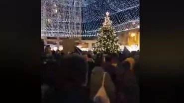 Proteste la Iași, în ciuda frigului pătrunzător: Filosoful Mihai Șora, prezent printre manifestanți (FOTO, VIDEO)