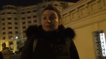 Jurnalistă din Franța, la protestul de la București: Atitudinea jandarmilor...Totuși, aici nu e RĂZBOI! (VIDEO)