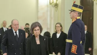 Regele Juan Carlos și Regina Sofia a Spaniei au sosit la Palatul Regal (FOTO)