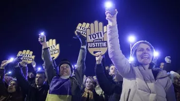 PROTESTE CU BLIDE, duminică seară, în toată țara.  În Capitală se va pleca în MARȘ spre Parlament. "Tăcerea noastră e puterea lor!"