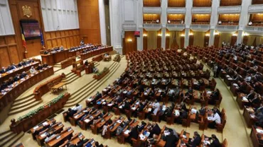 Parlamentul a aprobat bugetele Administraţiei Prezidenţiale, Camerei Deputaţilor, Senatului şi SGG