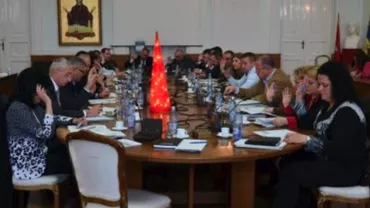 Record greu de egalat! 451 de hotărâri, adoptate într-o singură oră, adică una la 8 secunde