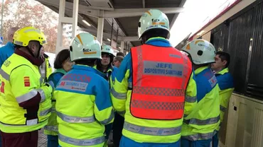 Accident feroviar grav în Spania: Un tren a intrat într-o barieră de siguranţă. Nouă români se află printre victime